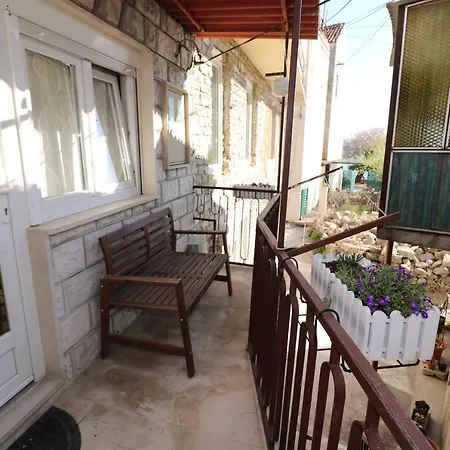 Miljenko & Dobrila بيت ضيافة